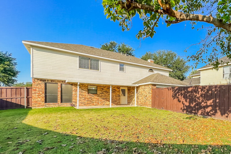 3,180/Mo, 2604 Austin Dr Mesquite, TX 75181 Rear View