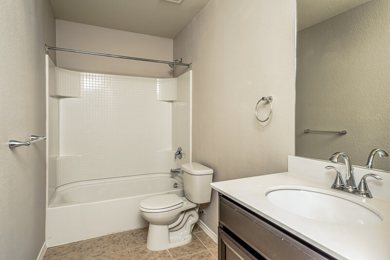 3,050/Mo, 123 Waxberry Dr Fate, TX 75189 Bathroom View