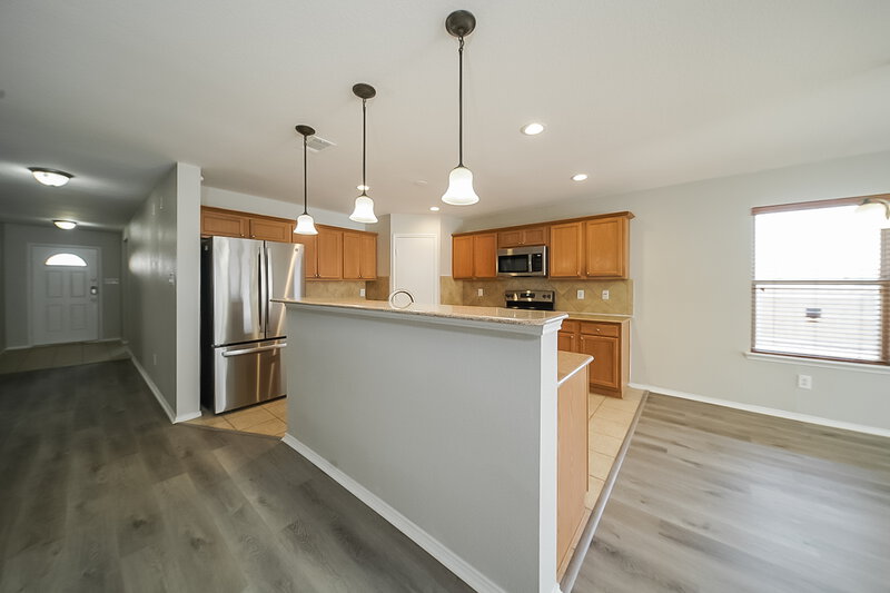 2,415/Mo, 901 Newberry Trail Fort Worth, TX 76120 Kitchen View
