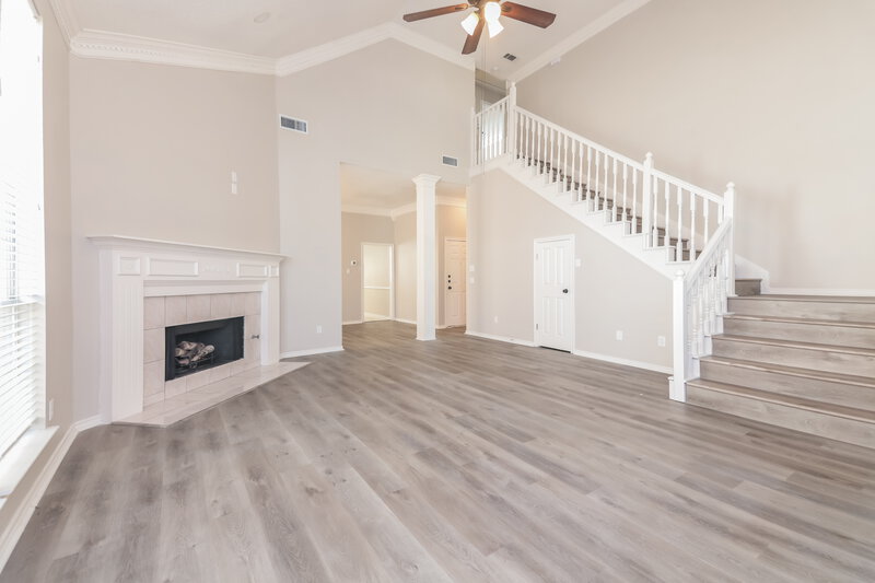 2,250/Mo, 8717 Greenwood Trail Rowlett, TX 75088 Living Room View 2