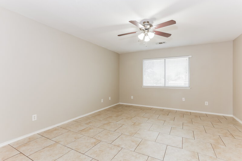 2,425/Mo, 6209 Brookknoll Dr Arlington, TX 76018 Main Bedroom View
