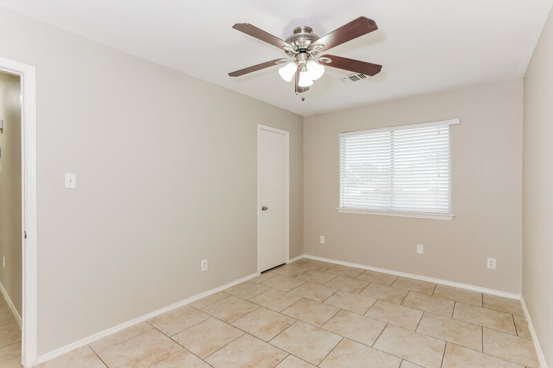 2,425/Mo, 6209 Brookknoll Dr Arlington, TX 76018 Bedroom View