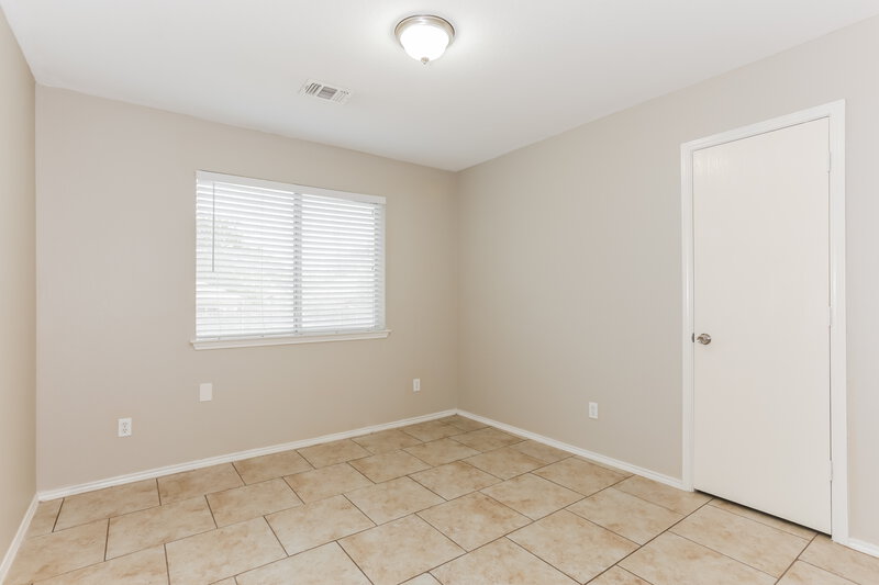 2,425/Mo, 6209 Brookknoll Dr Arlington, TX 76018 Bedroom View 2