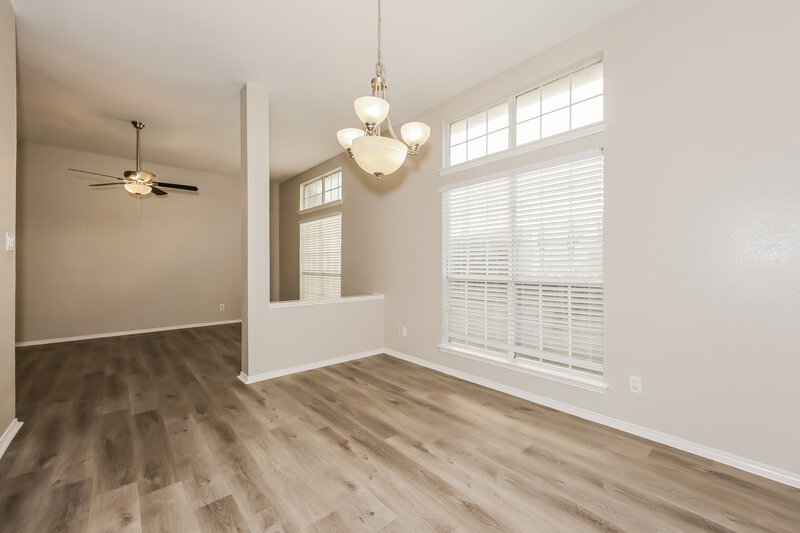 2,790/Mo, 1615 Barclay Dr Arlington, TX 76018 Dining Room View