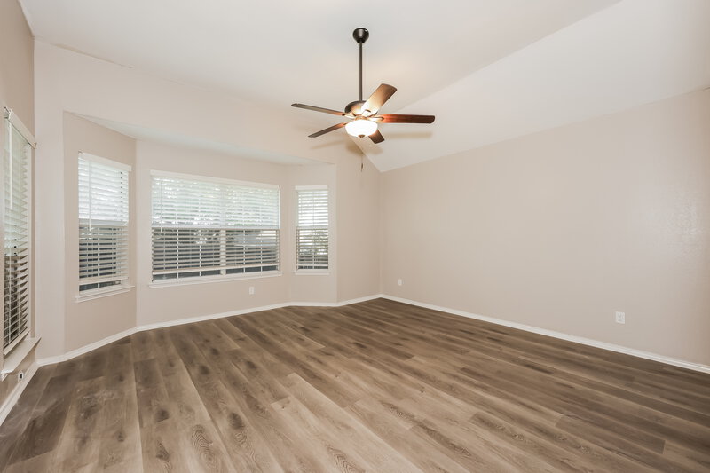 2,790/Mo, 1615 Barclay Dr Arlington, TX 76018 Main Bedroom View