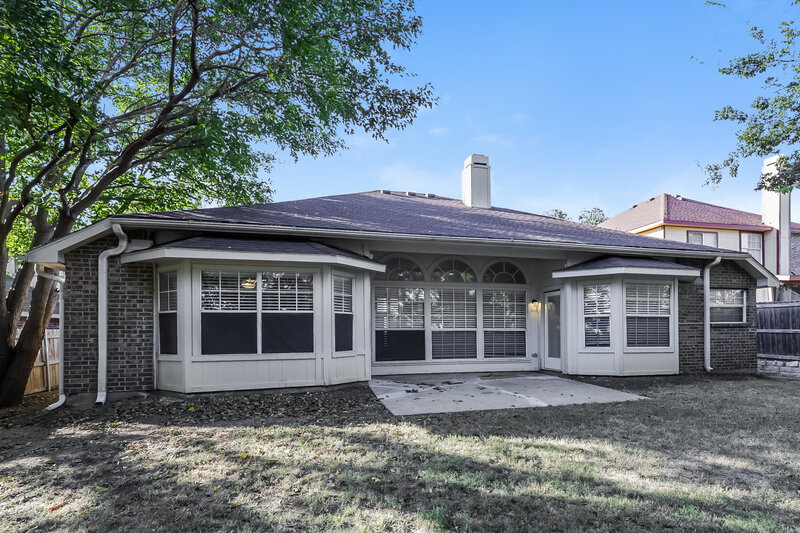 2,790/Mo, 1615 Barclay Dr Arlington, TX 76018 Rear View