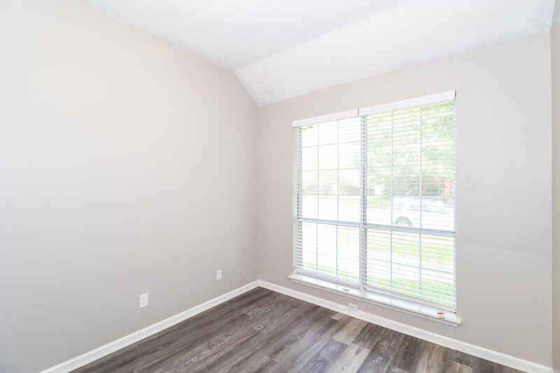 2,790/Mo, 2407 Springfield Dr Mesquite, TX 75181 Living Room View