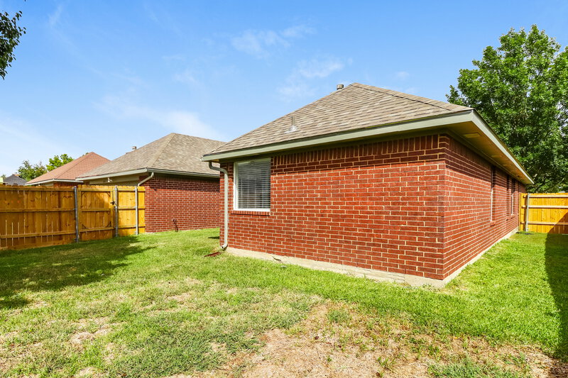 2,790/Mo, 2407 Springfield Dr Mesquite, TX 75181 Rear View