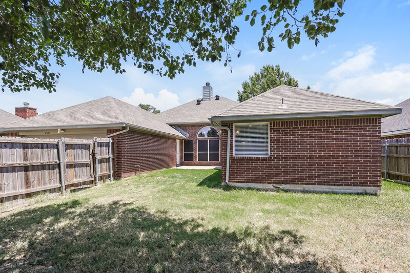 2,715/Mo, 2407 Springfield Dr Mesquite, TX 75181 Rear View