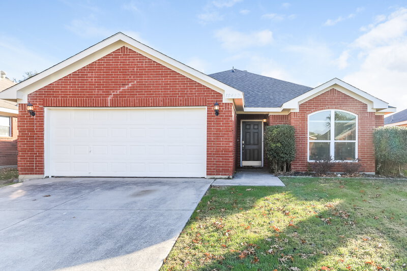 2,195/Mo, 10432 Aransas Dr Fort Worth, TX 76131 External View