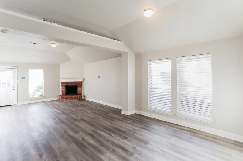 2,195/Mo, 10432 Aransas Dr Fort Worth, TX 76131 Dining Room View