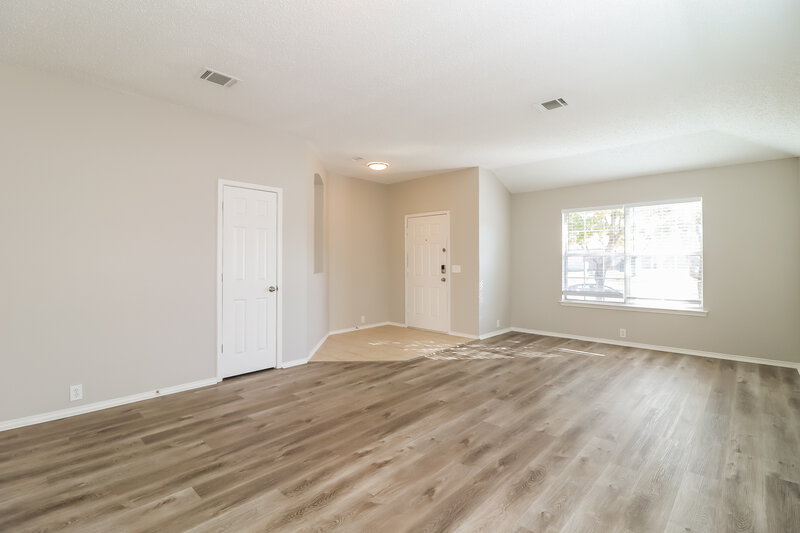 2,410/Mo, 3008 Vicksburg Ln Fort Worth, TX 76123 Family Room View 2