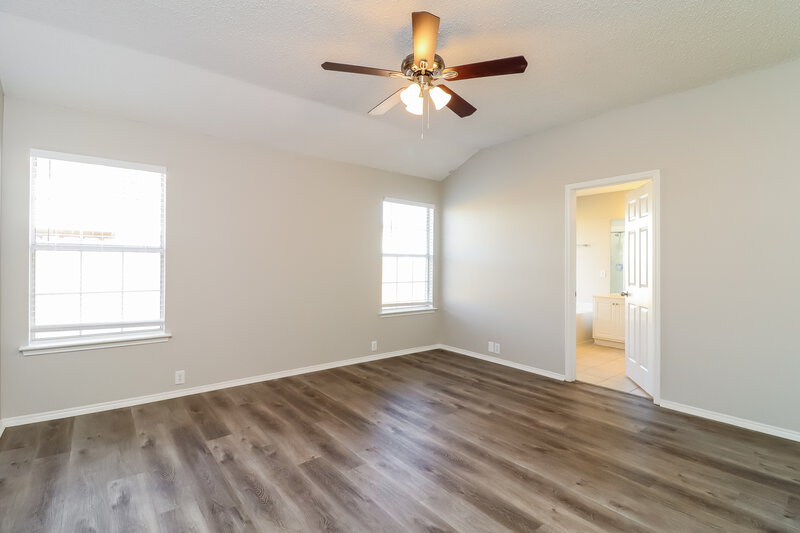 2,410/Mo, 3008 Vicksburg Ln Fort Worth, TX 76123 Main Bedroom View