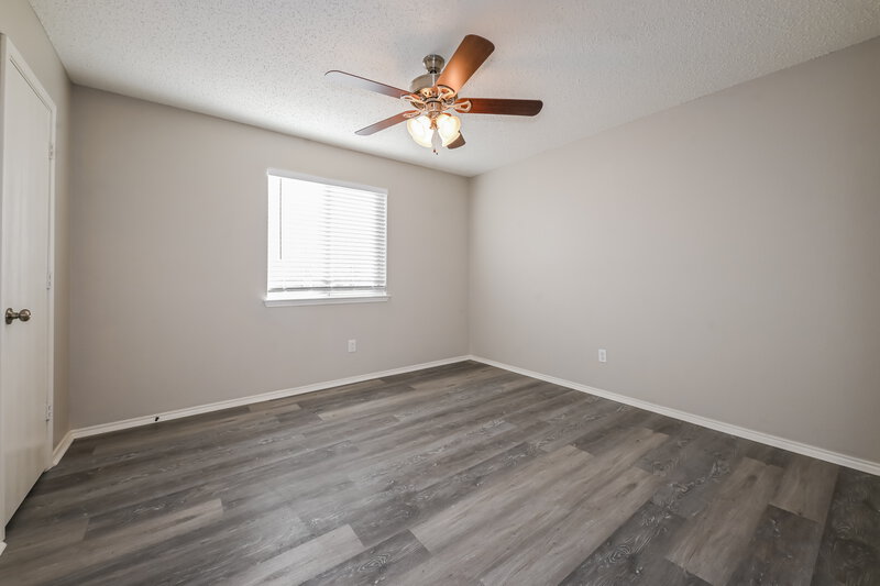 2,275/Mo, 1015 Single Tree Dr Forney, TX 75126 Bedroom View