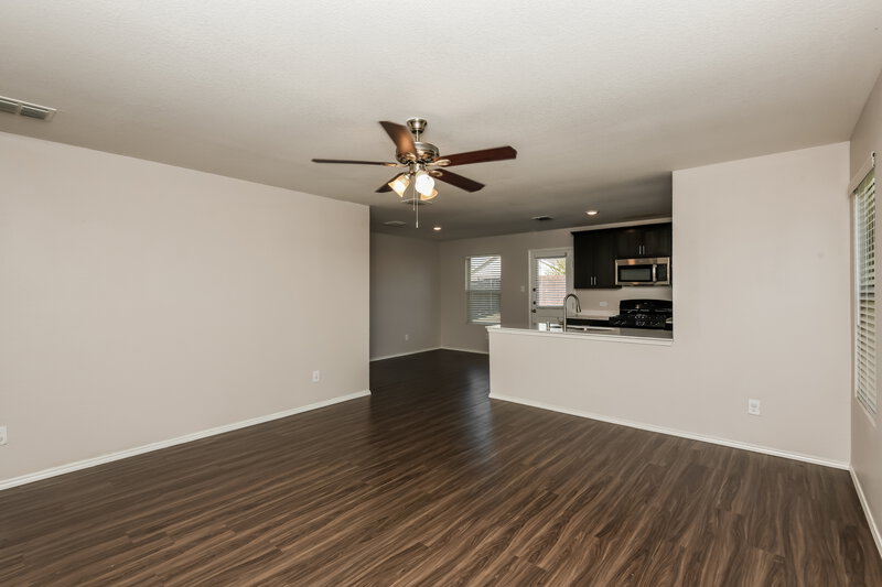 1,785/Mo, 412 Blue Crow Ln Fort Worth, TX 76052 Living Room View 2
