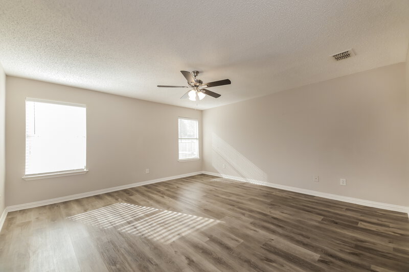 2,170/Mo, 4407 Cedar Crest Dr McKinney, TX 75070 Main Bedroom View