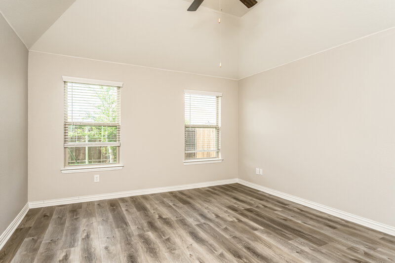 2,470/Mo, 824 Blackhawk Dr Princeton, TX 75407 Main Bedroom View