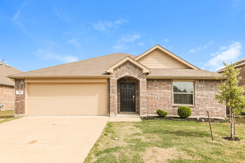 2,055/Mo, 922 Evergreen St Princeton, TX 75407 External View