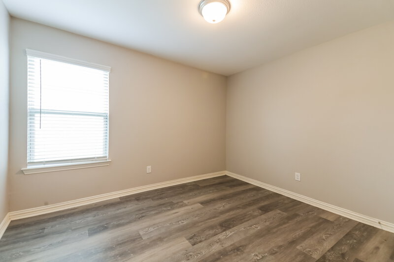 2,055/Mo, 922 Evergreen St Princeton, TX 75407 Bedroom View 2