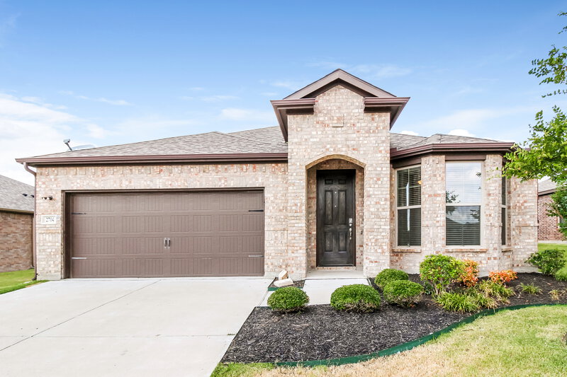 2,915/Mo, 2704 Empire St Denton, TX 76209 External View