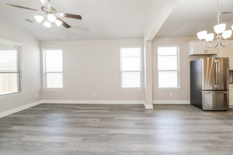 2,915/Mo, 2704 Empire St Denton, TX 76209 Dining Room View