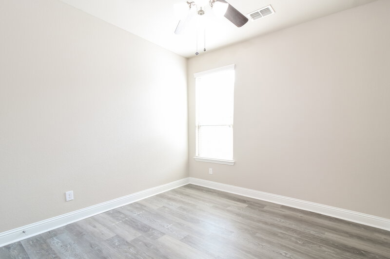 2,915/Mo, 2704 Empire St Denton, TX 76209 Bedroom View 2