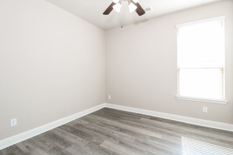 2,915/Mo, 2704 Empire St Denton, TX 76209 Bedroom View 3