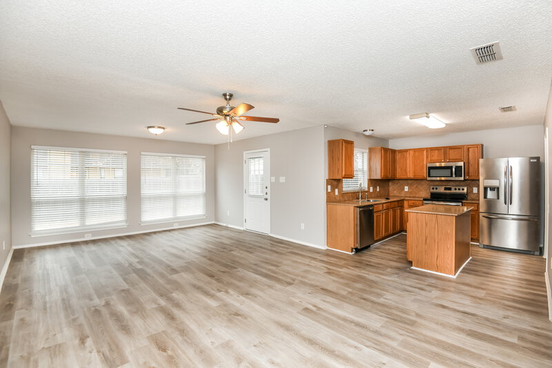 2,540/Mo, 826 Bracken Pl Arlington, TX 76017 Living Room View
