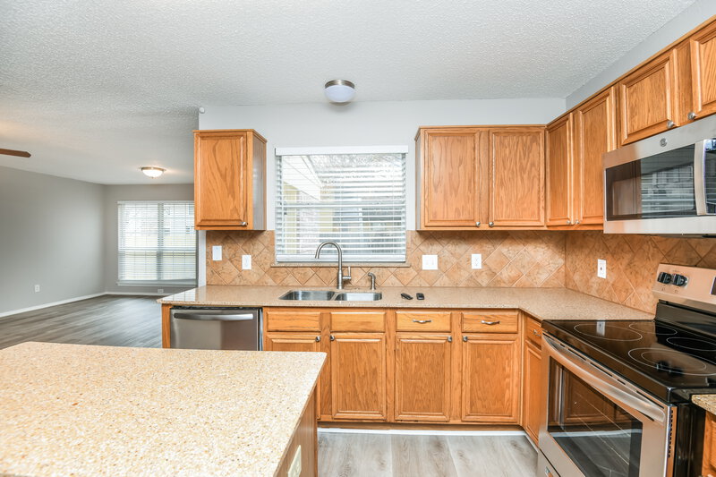 2,540/Mo, 826 Bracken Pl Arlington, TX 76017 Kitchen View