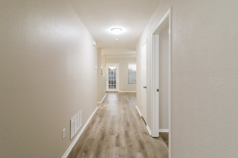 2,500/Mo, 4721 Waterford Dr Fort Worth, TX 76179 Foyer View