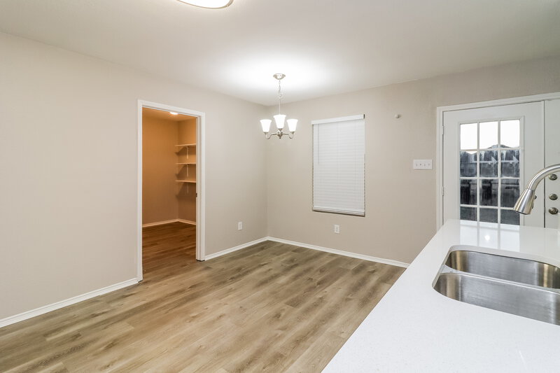 2,500/Mo, 4721 Waterford Dr Fort Worth, TX 76179 Dining Room View