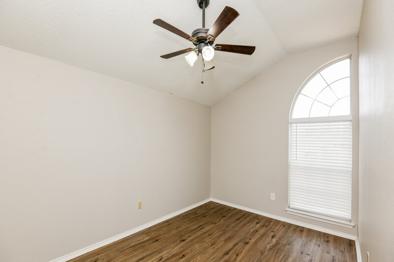 2,735/Mo, 8804 Crestbrook Dr Fort Worth, TX 76179 Bedroom View 2