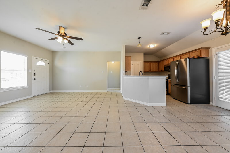 2,175/Mo, 713 Stacie Ln Seagoville, TX 75159 Living Room View