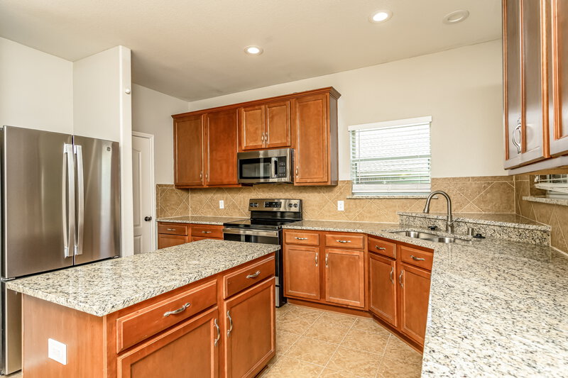 2,140/Mo, 121 Cookston Ln Royse City, TX 75189 Kitchen View 2
