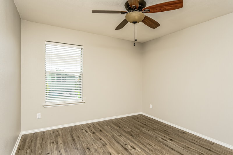 2,140/Mo, 121 Cookston Ln Royse City, TX 75189 Main Bedroom View 2