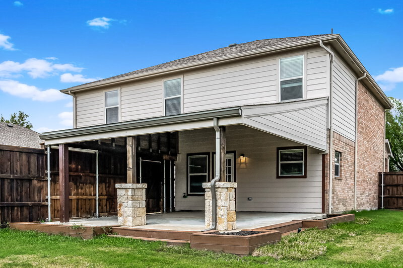 2,140/Mo, 121 Cookston Ln Royse City, TX 75189 Rear View