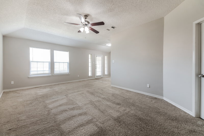 2,315/Mo, 6902 Graham Dr Rowlett, TX 75089 Main Bedroom View 2