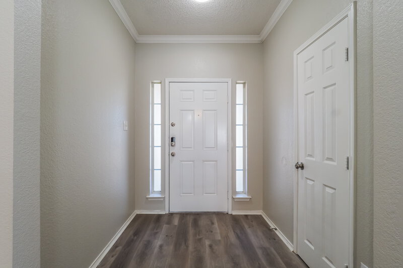 2,155/Mo, 9301 Rhea Ct White Settlement, TX 76108 Foyer View