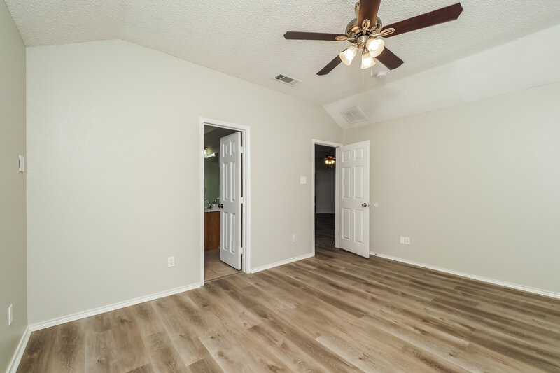 2,155/Mo, 9301 Rhea Ct White Settlement, TX 76108 Primary Bedroom View 2