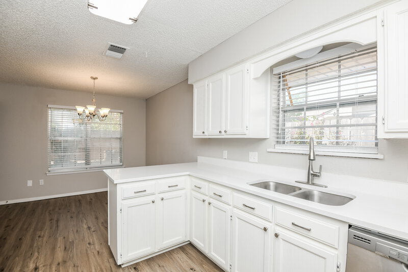2,170/Mo, 730 Kensington Ln Mansfield, TX 76063 Kitchen View 2