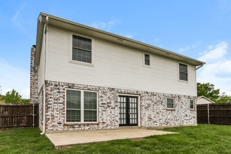 2,225/Mo, 3355 Brooke St Denton, TX 76207 Rear View