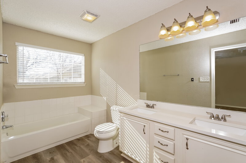 2,450/Mo, 3305 Wilmington Dr Grand Prairie, TX 75052 Misc View 10