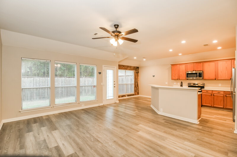 1,930/Mo, 1721 Duck Cove Dr Aubrey, TX 76227 Living Room View 2