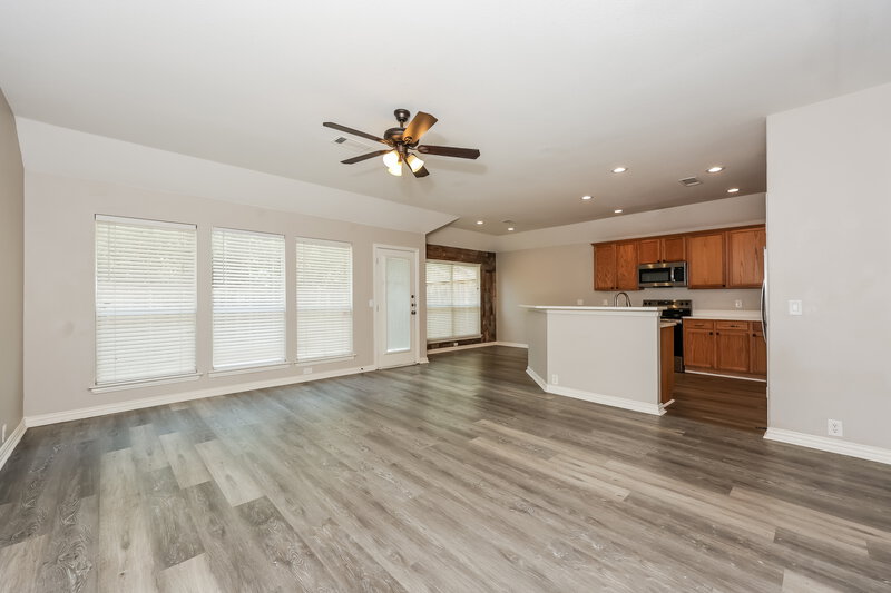 1,925/Mo, 1721 Duck Cove Dr Aubrey, TX 76227 Living Room View 3