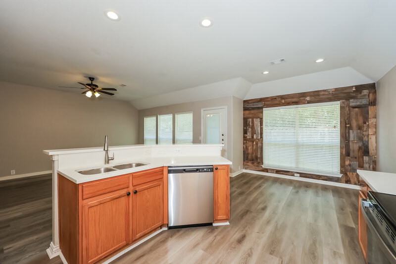 1,925/Mo, 1721 Duck Cove Dr Aubrey, TX 76227 Kitchen View