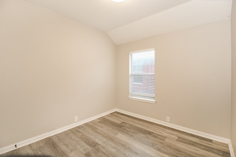 1,930/Mo, 1721 Duck Cove Dr Aubrey, TX 76227 Main Bedroom View