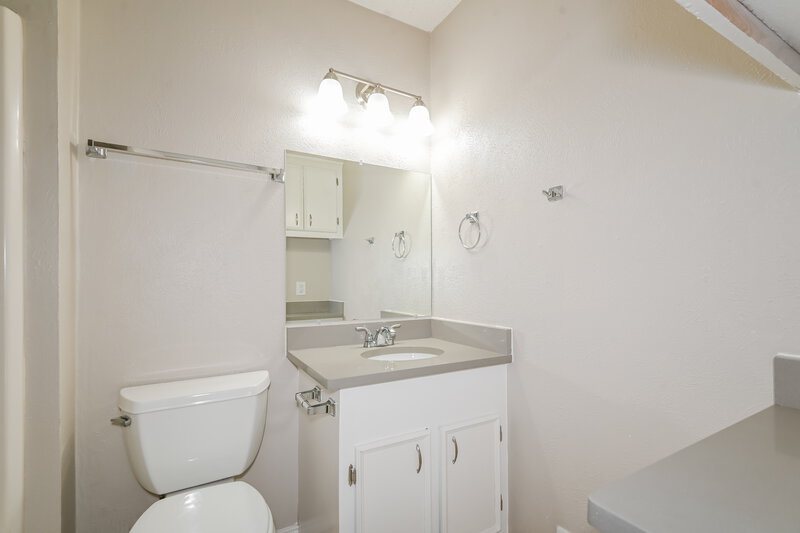 1,825/Mo, 302 Memorial Dr Wylie, TX 75098 Bathroom View