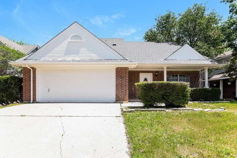 2,535/Mo, 7913 Hulen Park Cir Fort Worth, TX 76123 External View