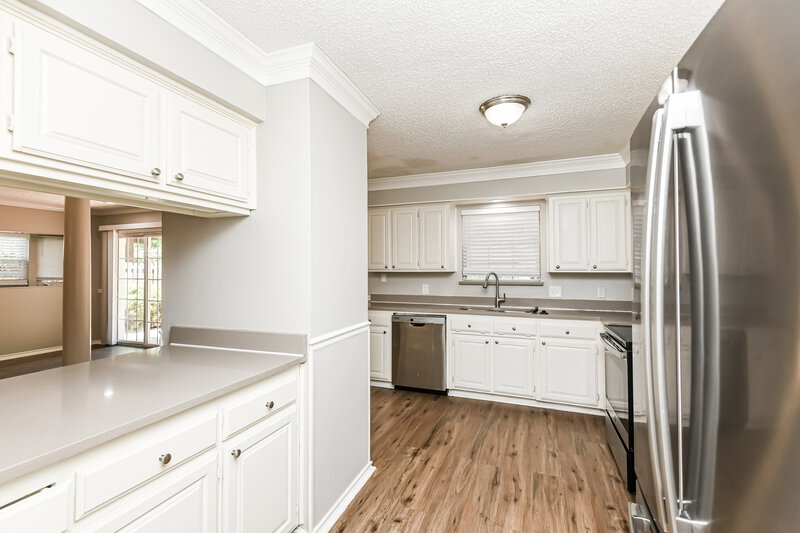 2,535/Mo, 7913 Hulen Park Cir Fort Worth, TX 76123 Kitchen View