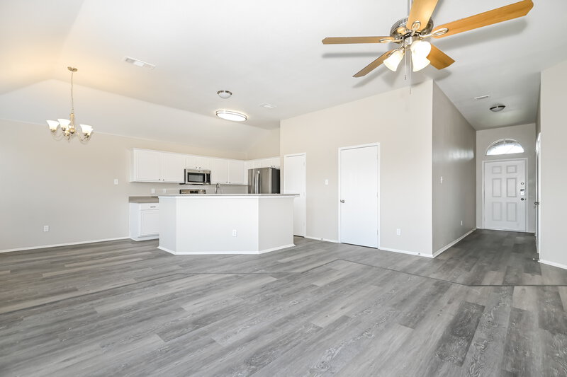 2,165/Mo, 1417 Embercrest Dr Midlothian, TX 76065 Living Room View